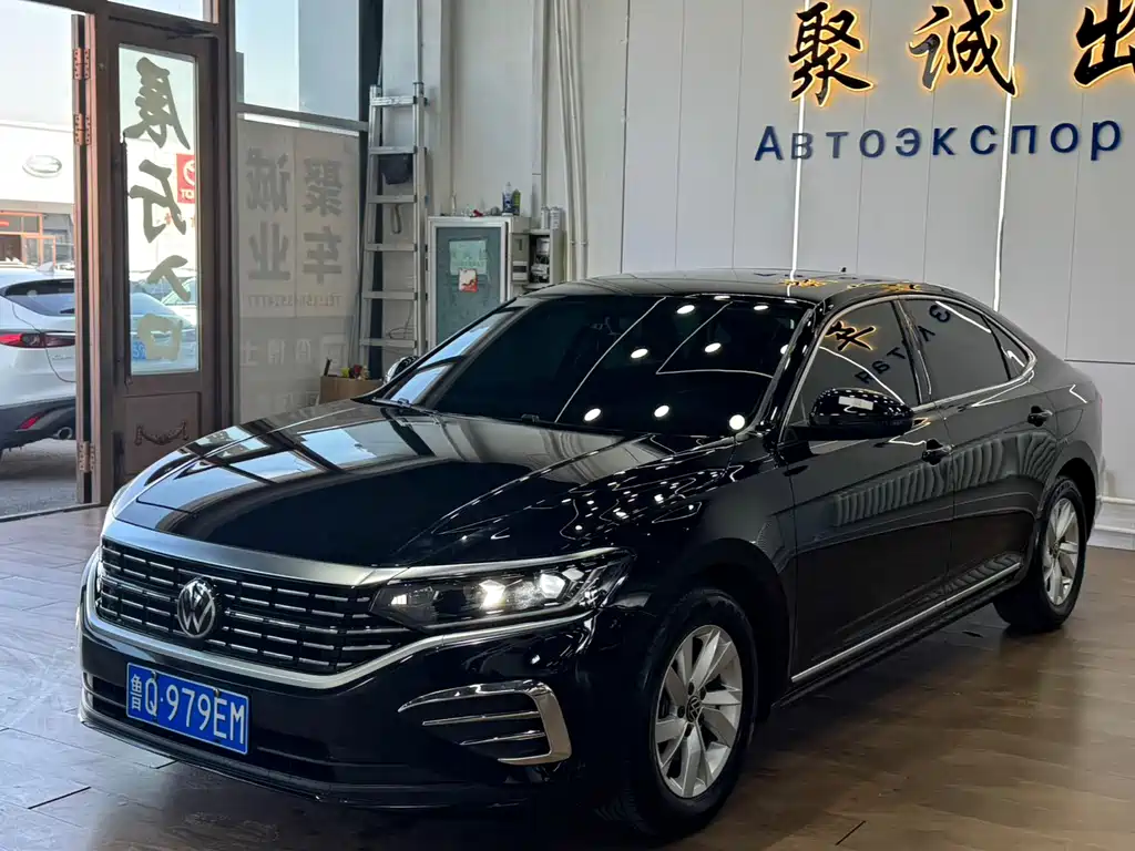 Volkswagen Passat 2023