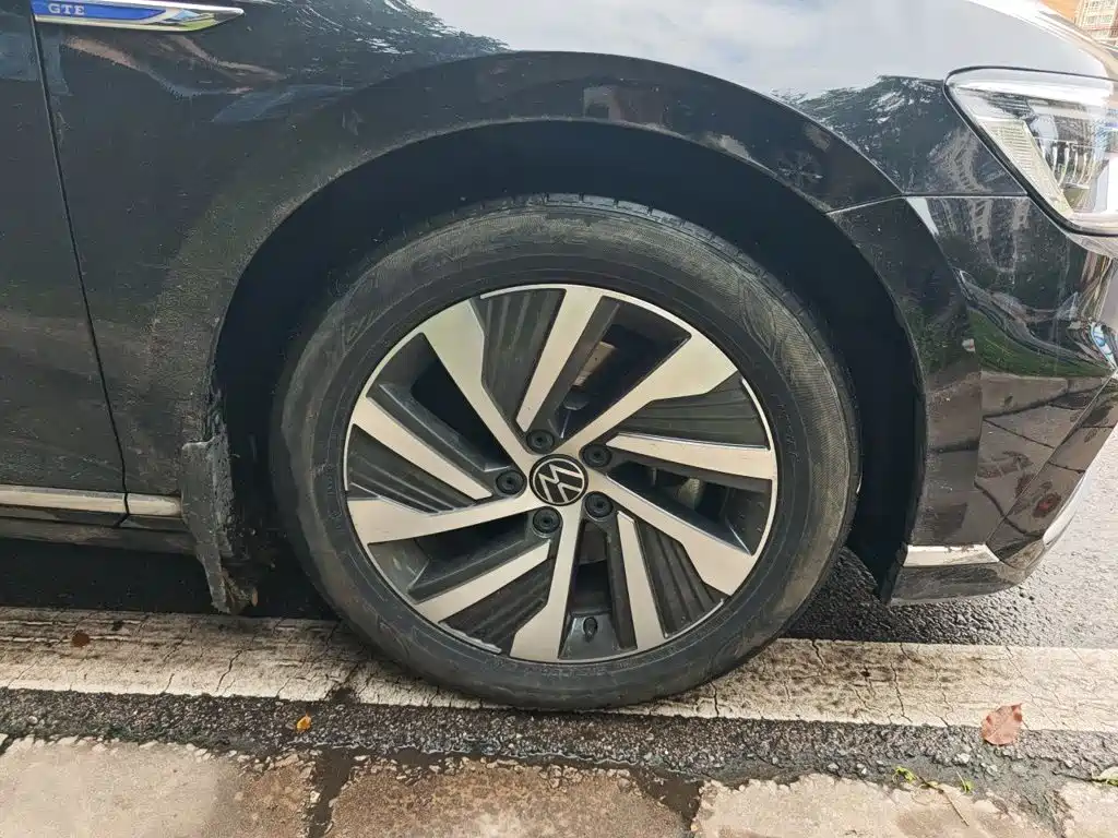 Volkswagen Magotan PHEV — миниатюра 8