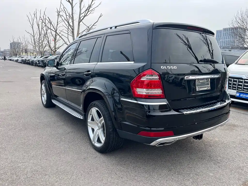Mercedes-Benz GL 2010 GL 550 4MATIC