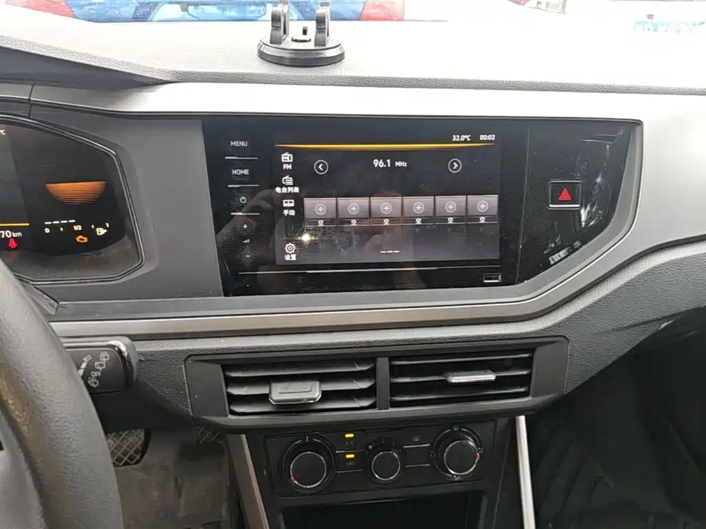 Volkswagen Polo — миниатюра 13