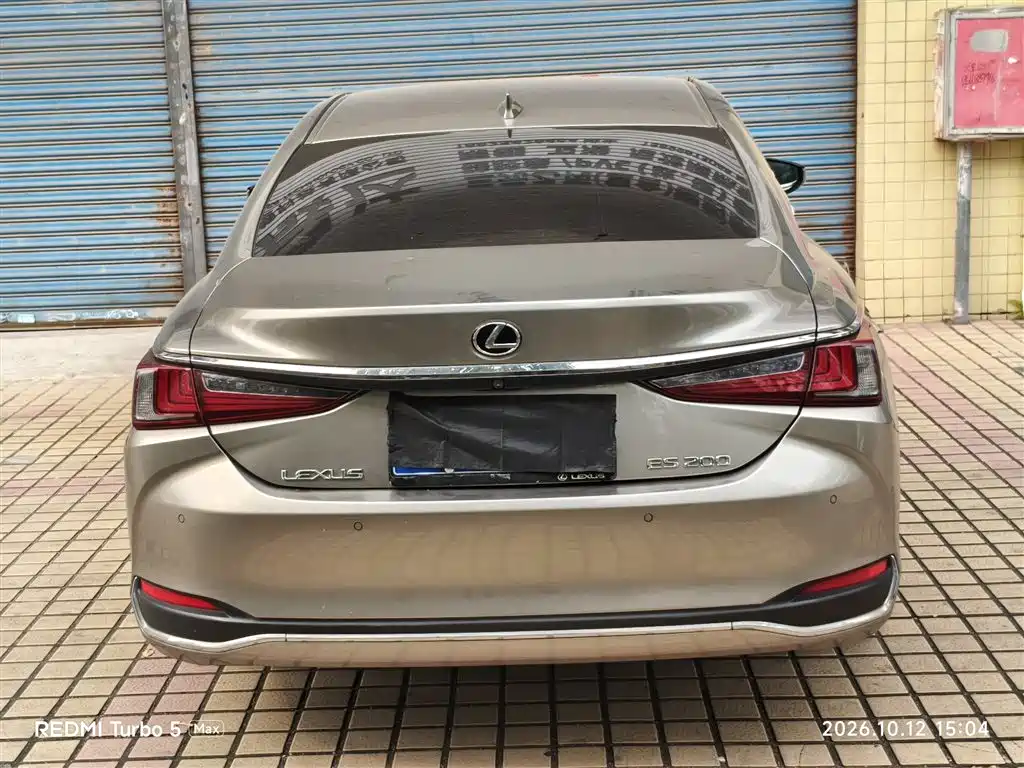 Lexus ES — миниатюра 8