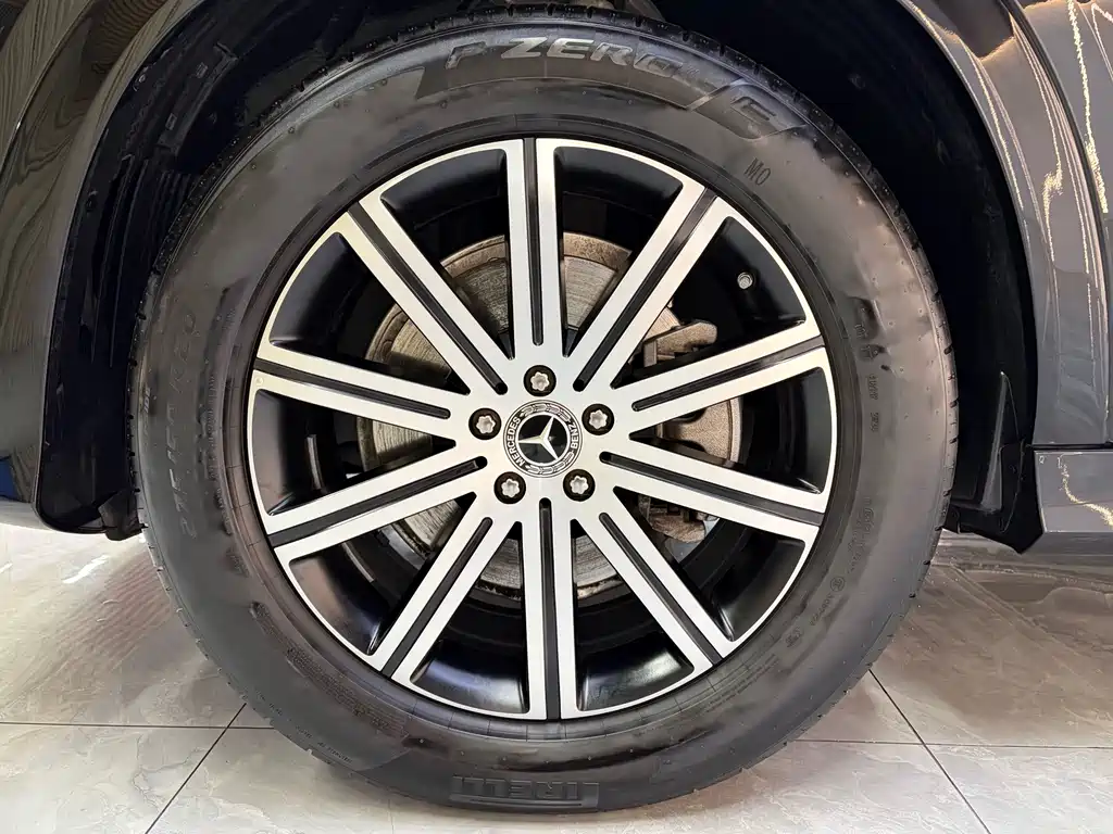 Mercedes-Benz GLE (Import) — миниатюра 11