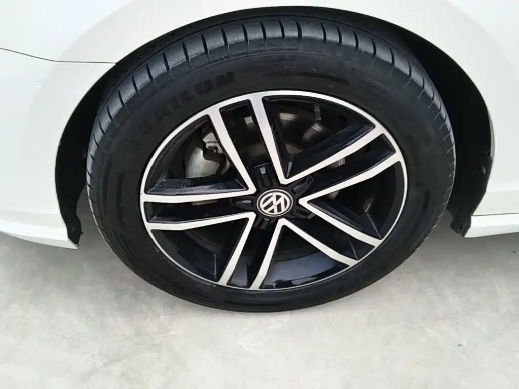 Volkswagen Lamando — миниатюра 23