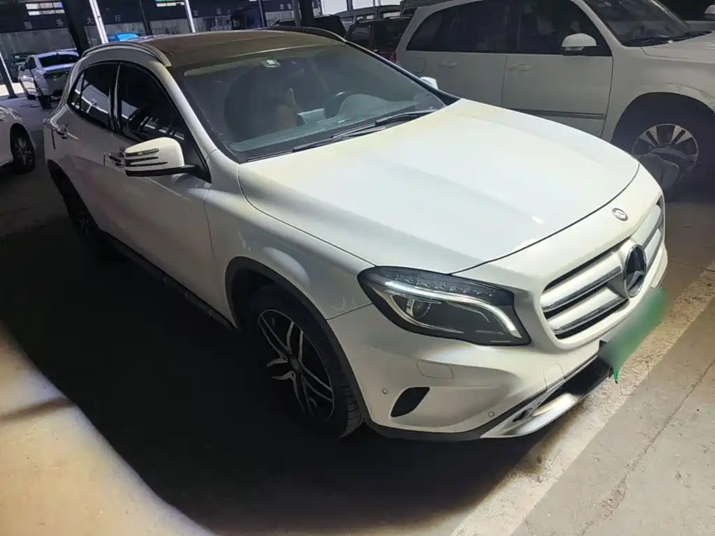 Mercedes-Benz GLA — миниатюра 4