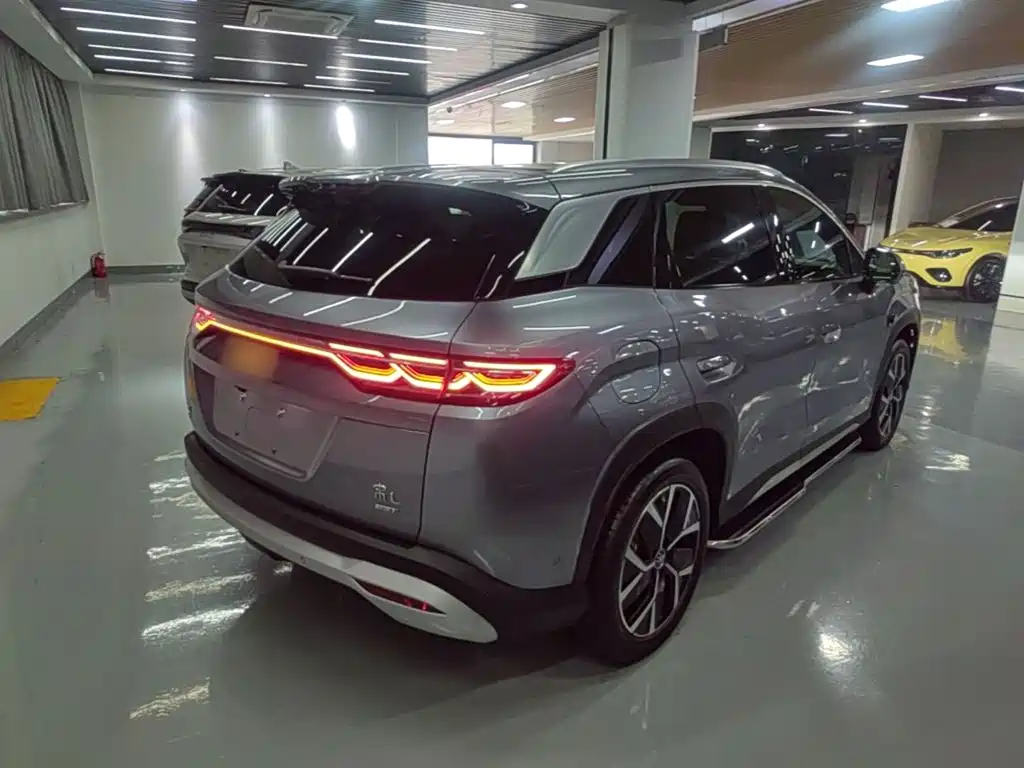 BYD L DM-i — миниатюра 7