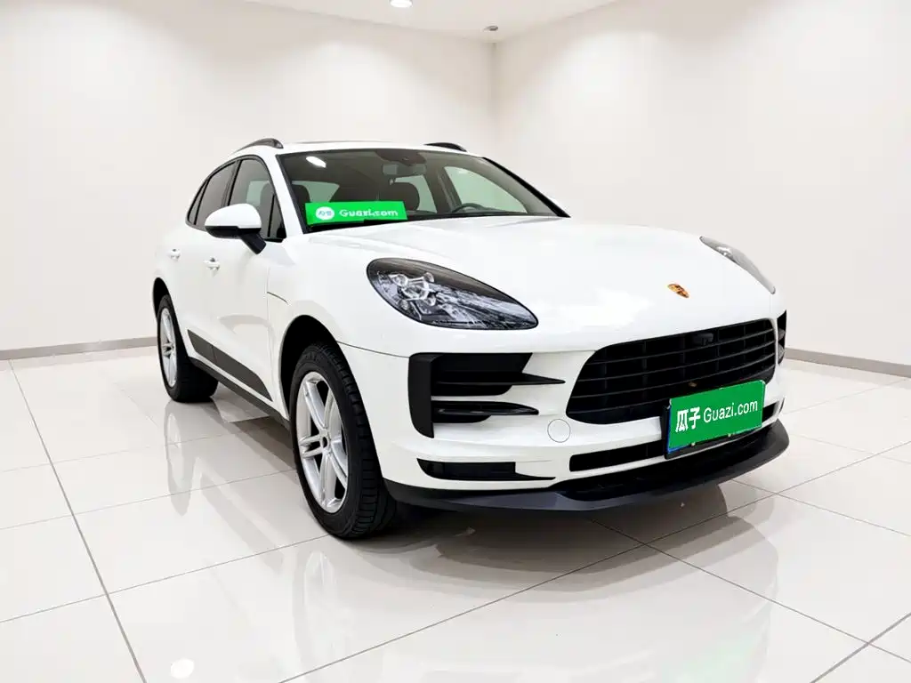 Porsche Macan — миниатюра 3