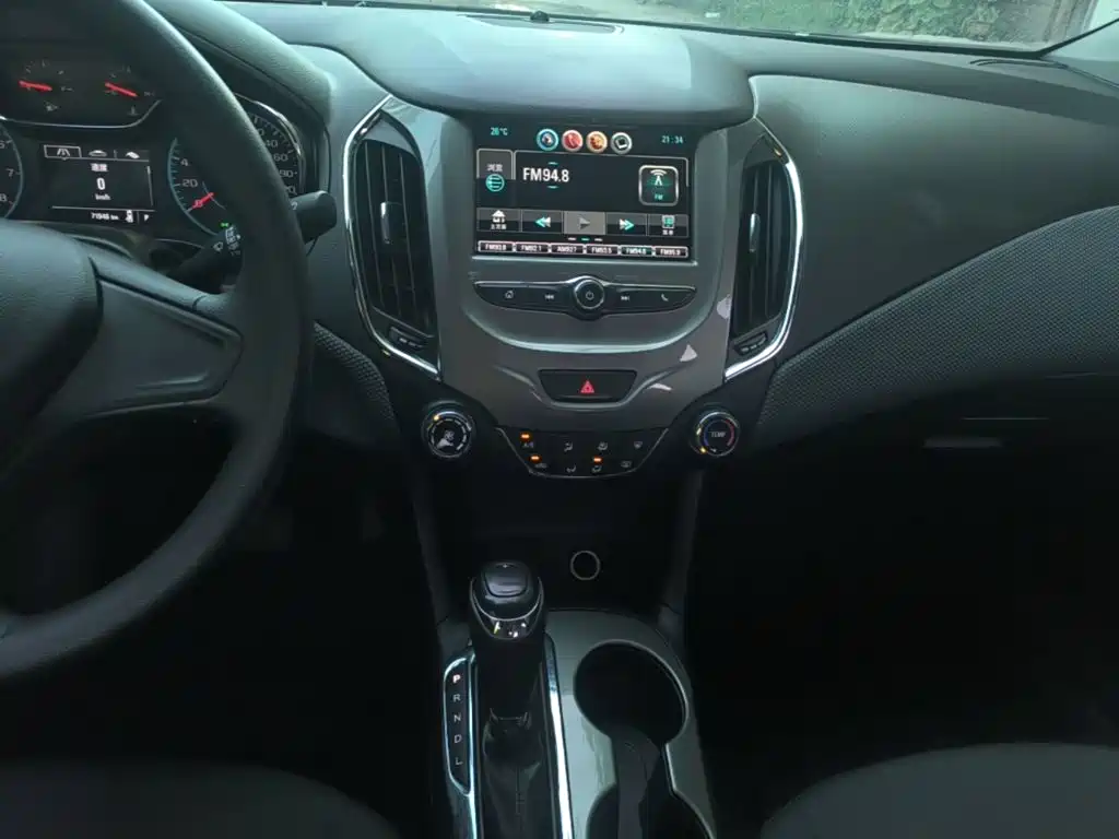 Chevrolet Cruze — миниатюра 13