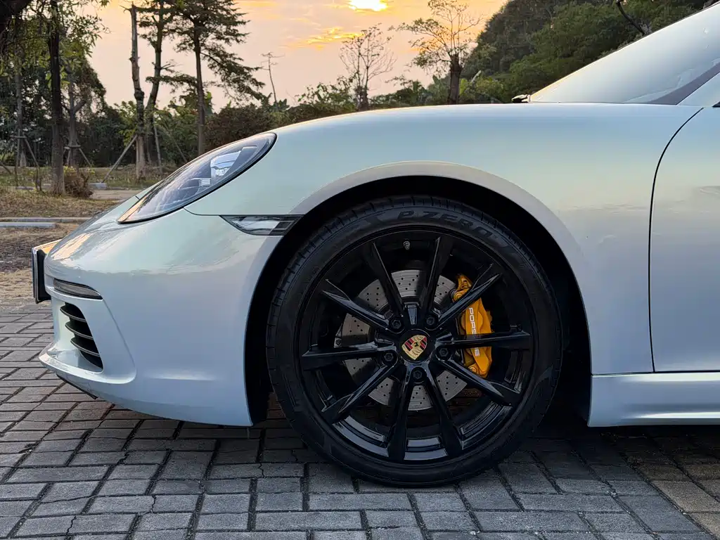 Porsche 718 2016 Cayman 2.0T