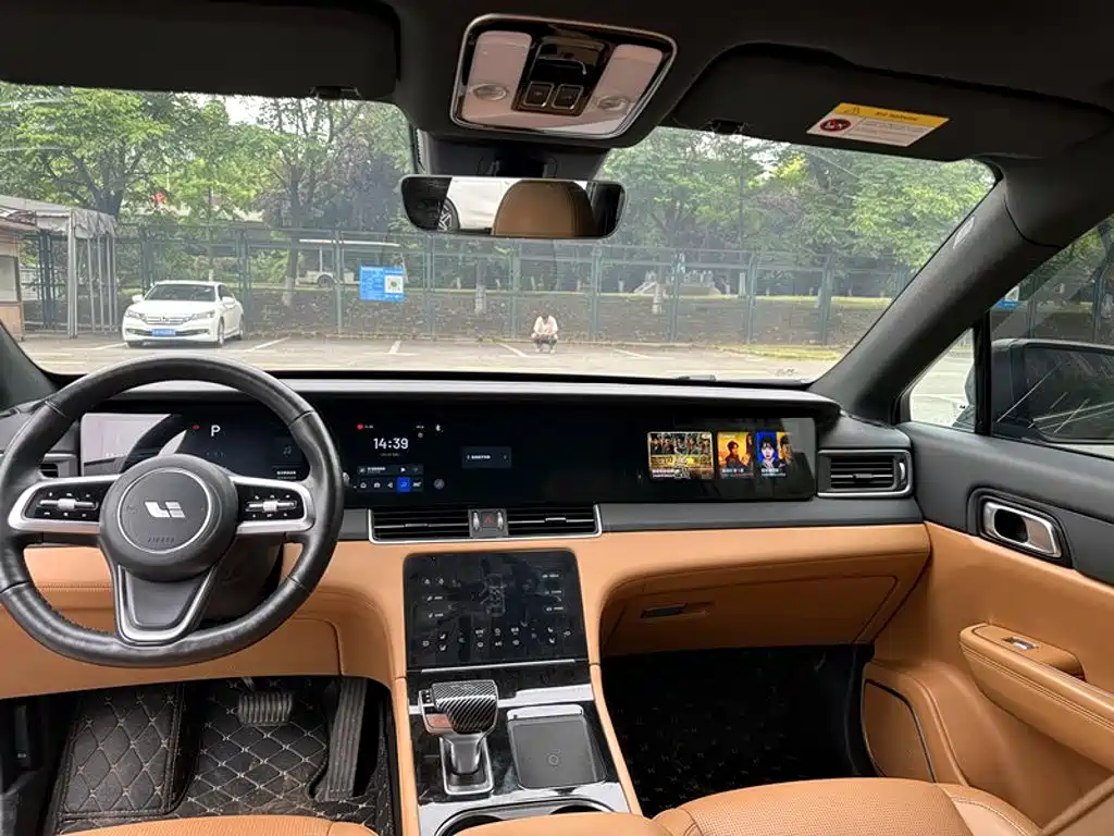 Li Auto Li ONE — миниатюра 11