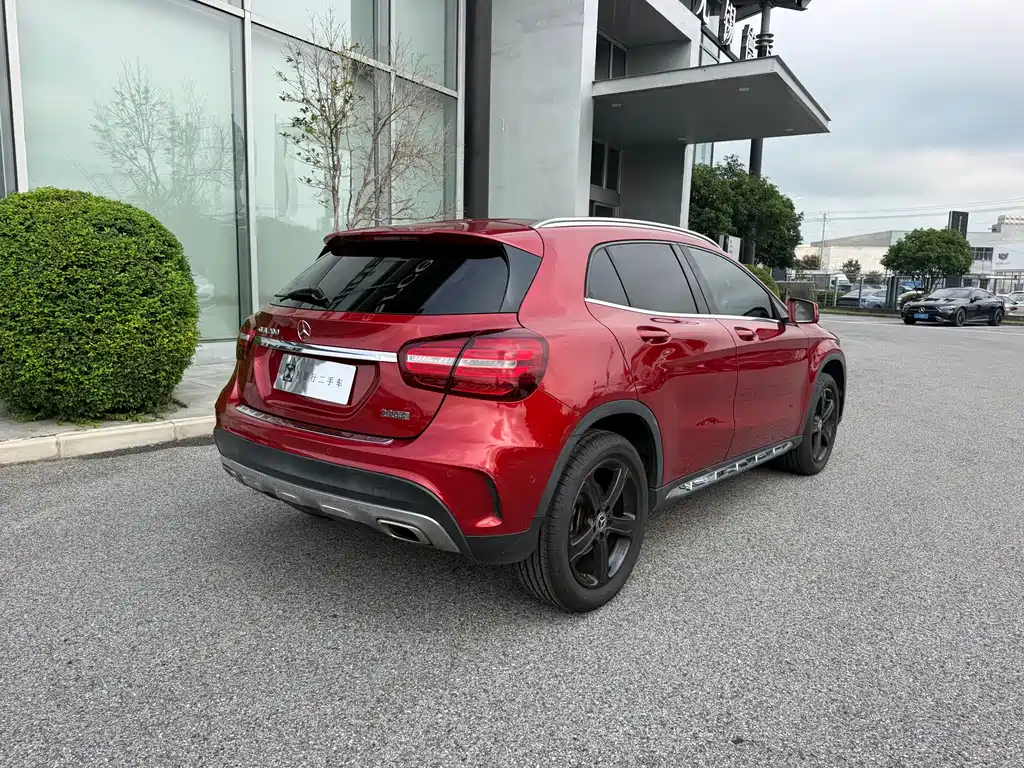 Mercedes-Benz GLA — миниатюра 22