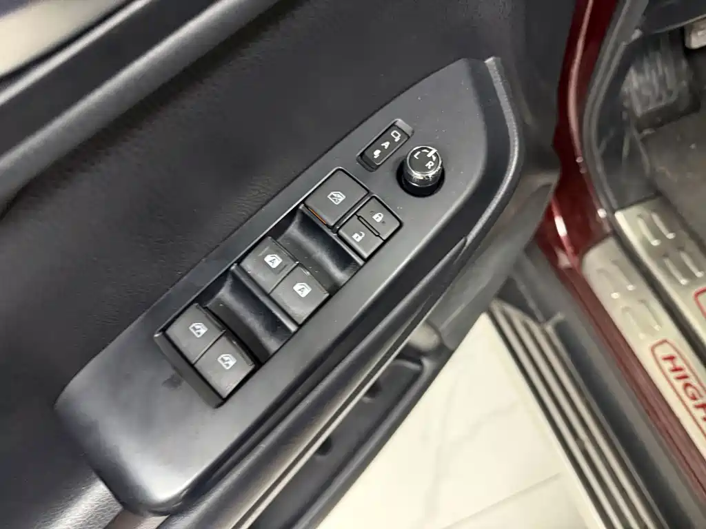Toyota Highlander — миниатюра 7