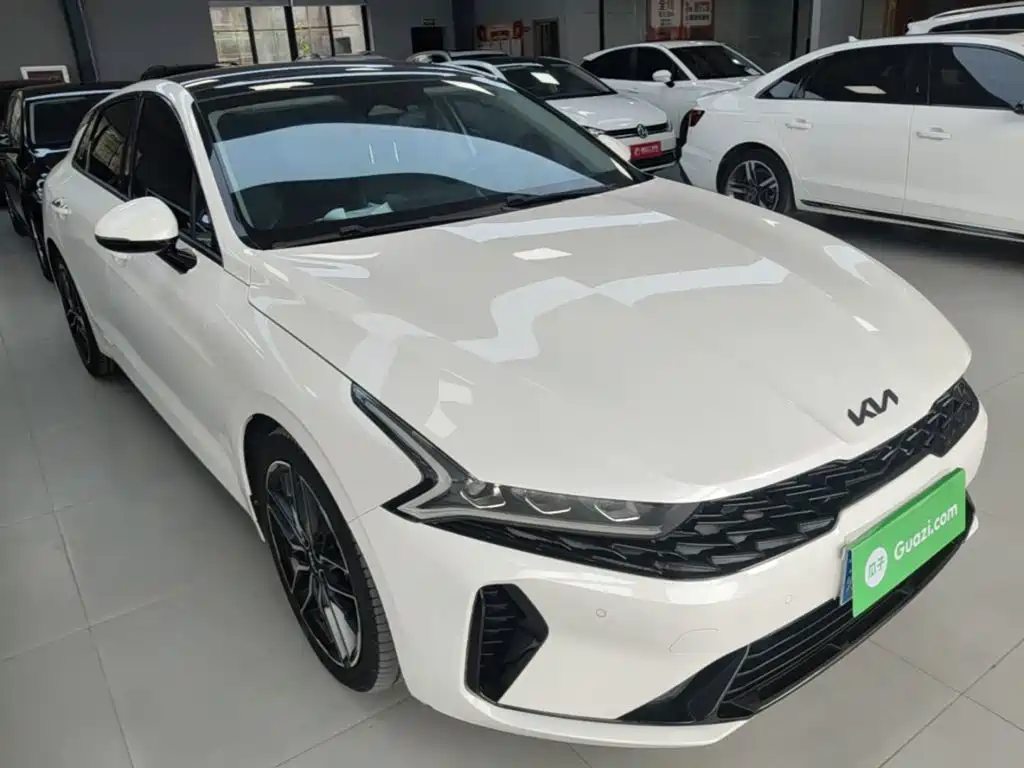 Kia K5 — миниатюра 4