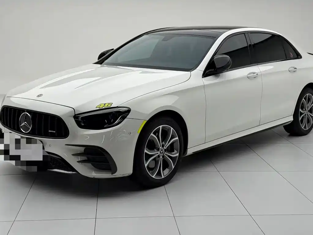 Mercedes-Benz E-Class 2022