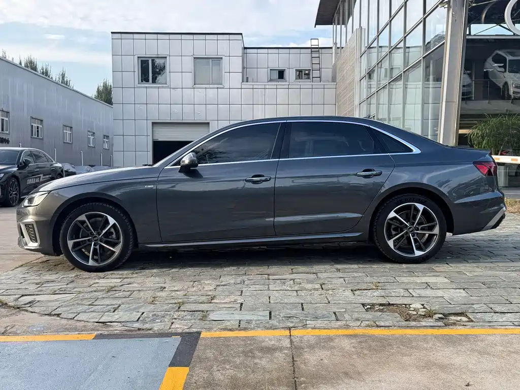 Audi A4L — миниатюра 9