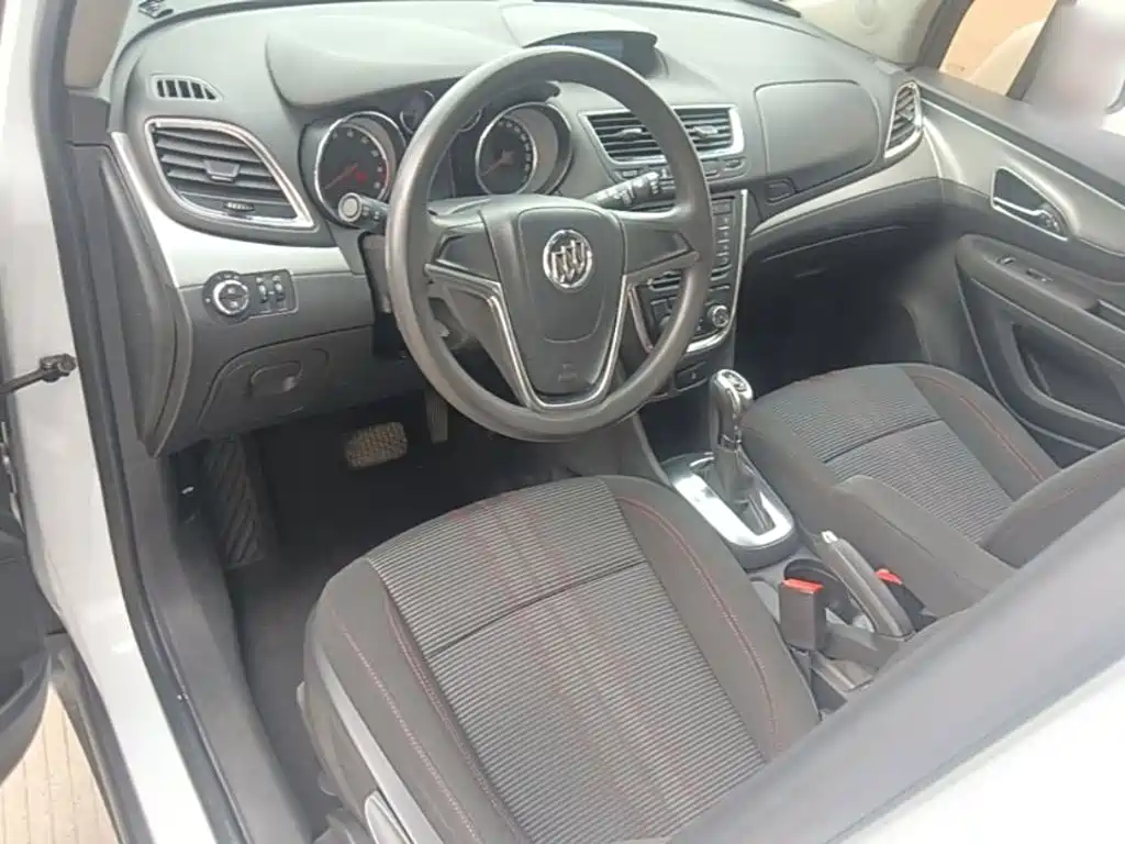Buick Encore — миниатюра 10