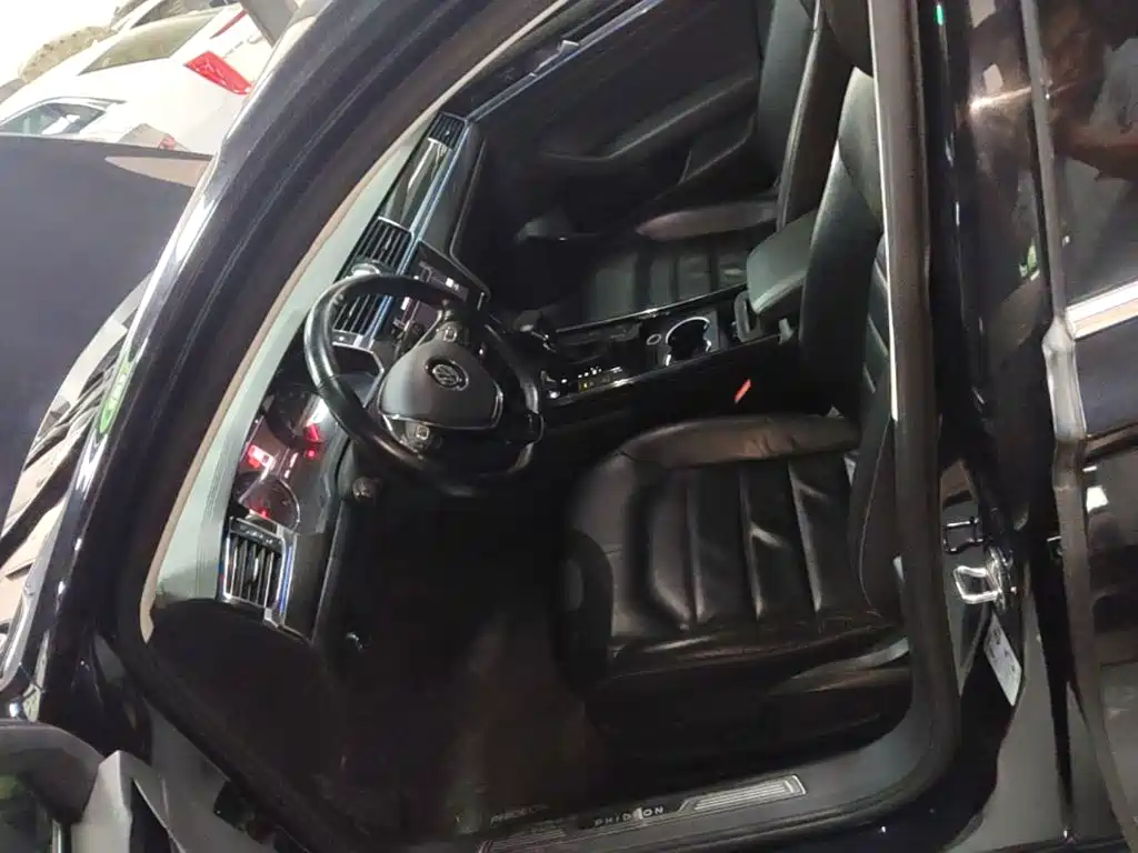 Volkswagen Phideon — миниатюра 15