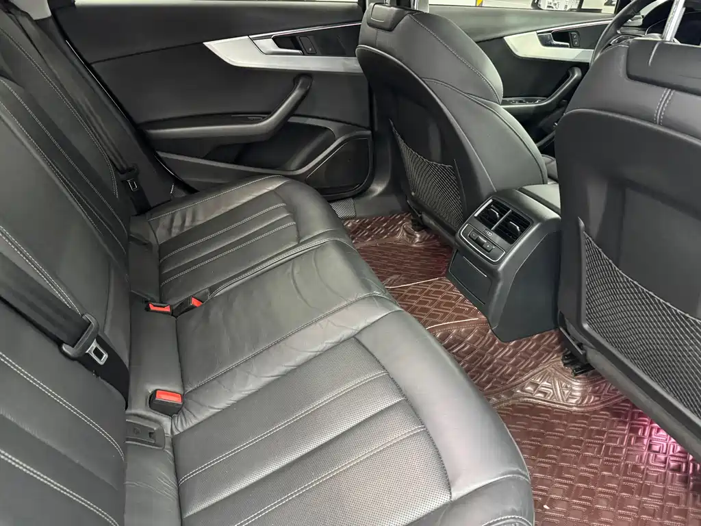 Audi A4L — миниатюра 9