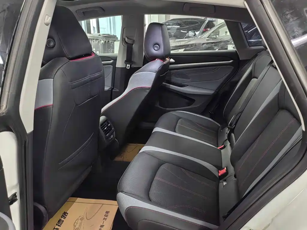 Volkswagen Lamando — миниатюра 9