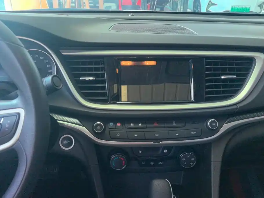 Buick Excelle — миниатюра 13