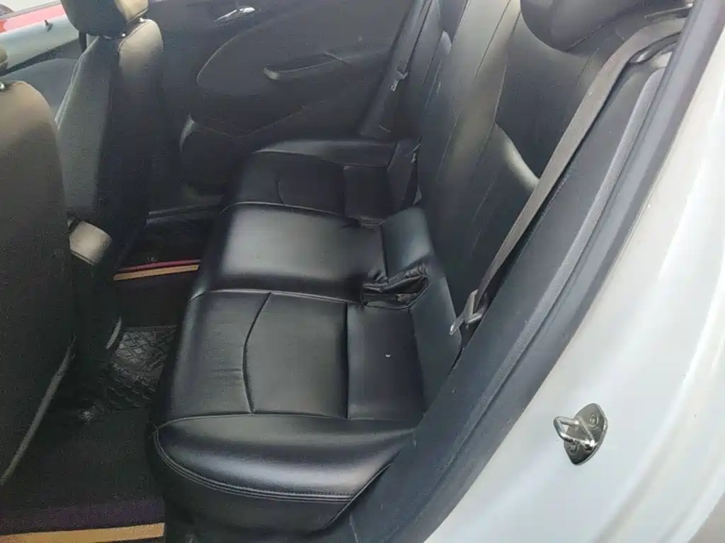 Chevrolet Cruze — миниатюра 17