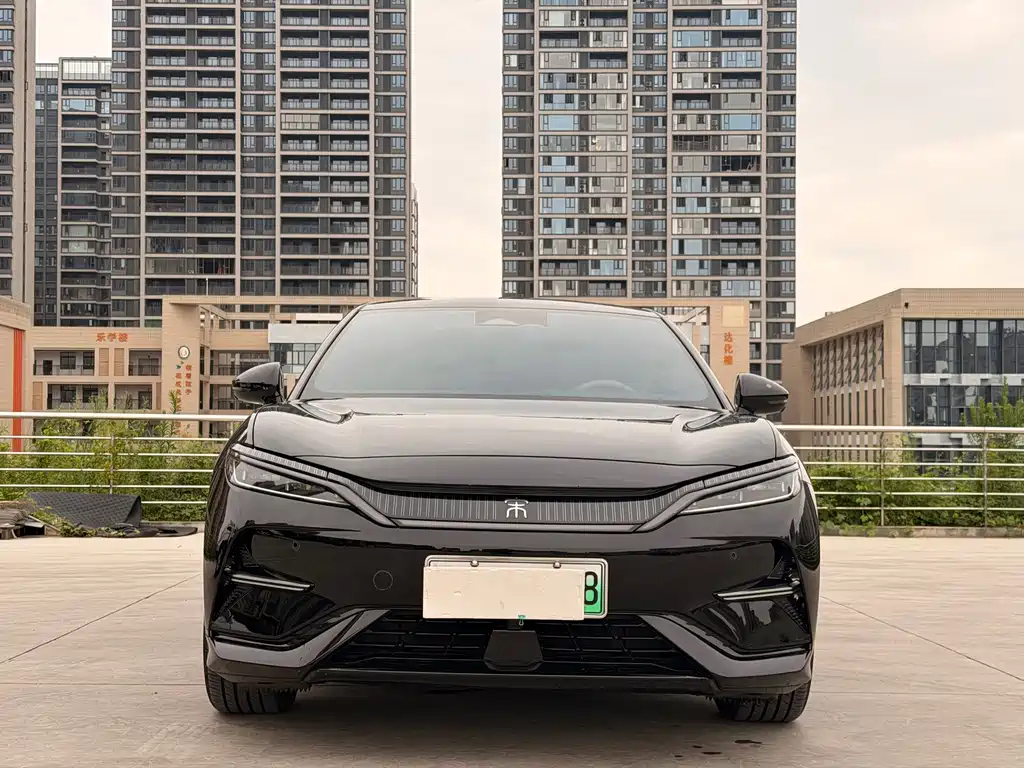 BYD L EV — миниатюра 2