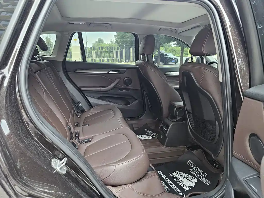 BMW X1 — миниатюра 14