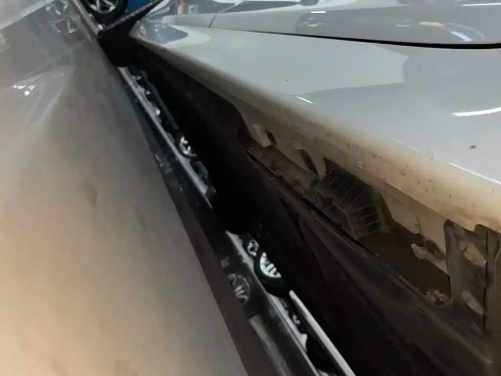 BMW 5 Series — миниатюра 22