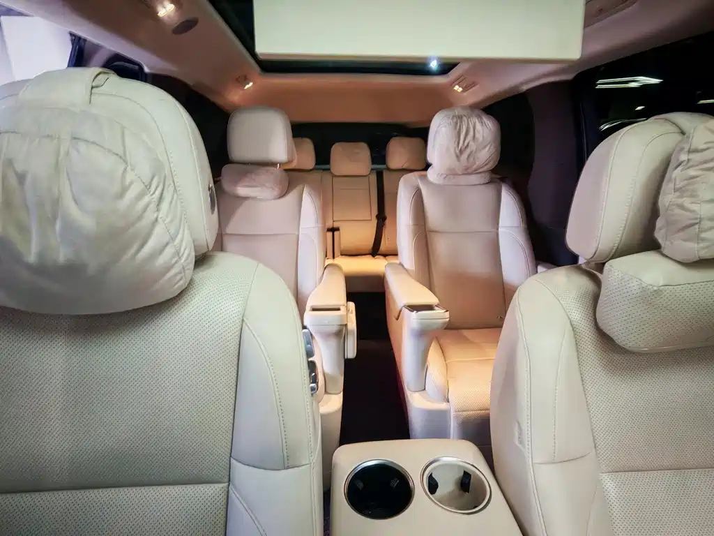 Li Auto Li MEGA — миниатюра 15