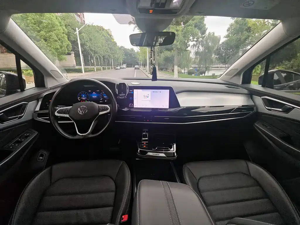 Volkswagen Talagon — миниатюра 9