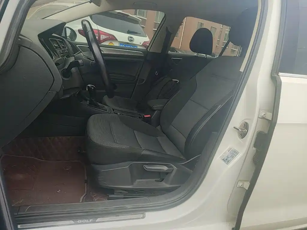 Volkswagen Golf — миниатюра 15