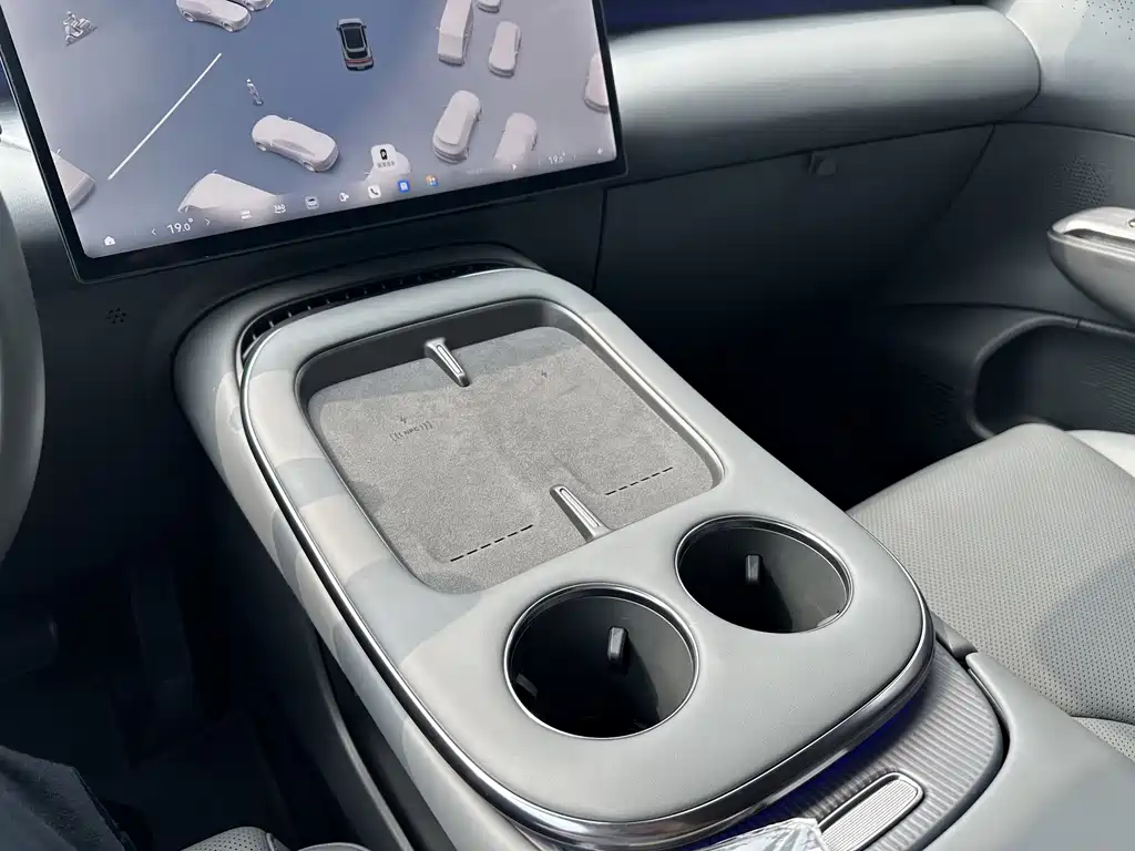 XPeng G7 — миниатюра 14