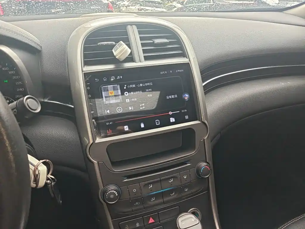 Chevrolet Malibu — миниатюра 13