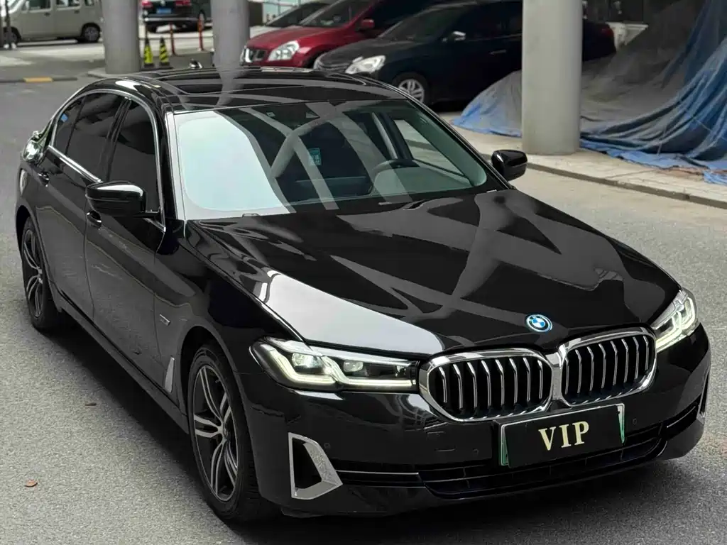 BMW 5 Series 5 2022 535Le Luxury