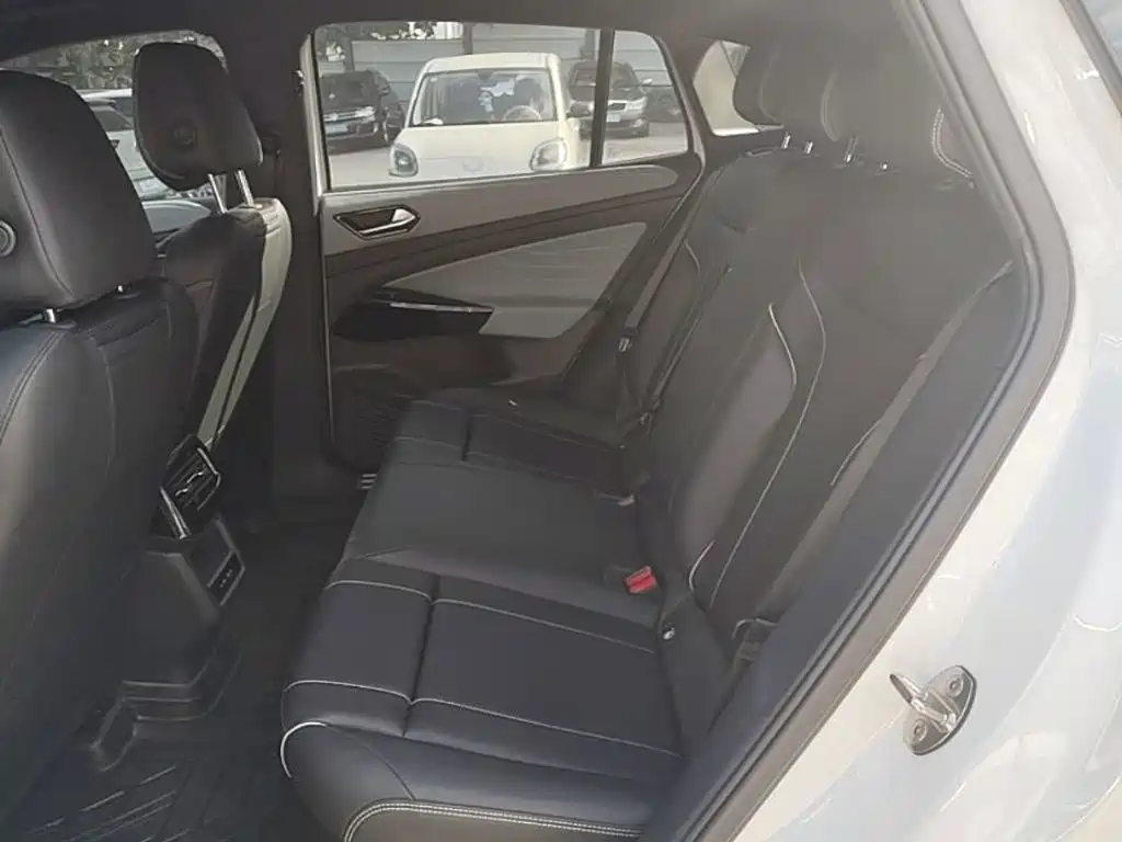 Volkswagen ID.4 X — миниатюра 17