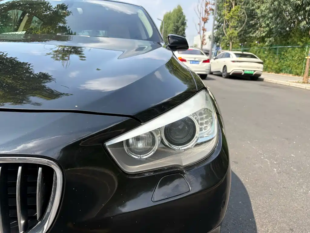 BMW 5 Series GT — миниатюра 4