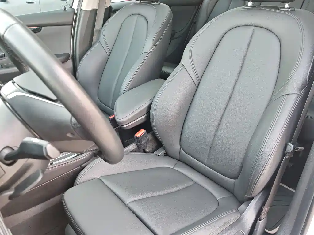 BMW 2 SERIES MULTIFUNCTIONAL STATION WAGON