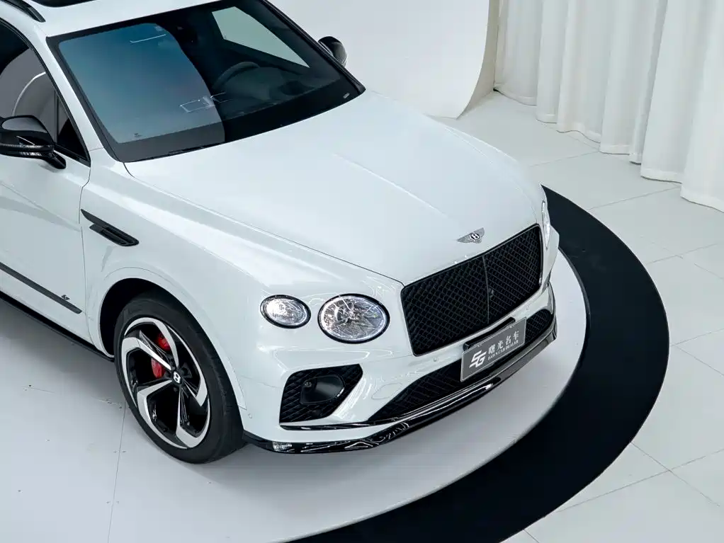 Bentley Bentayga — миниатюра 22