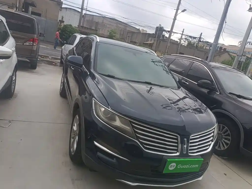 Lincoln MKC — миниатюра 3
