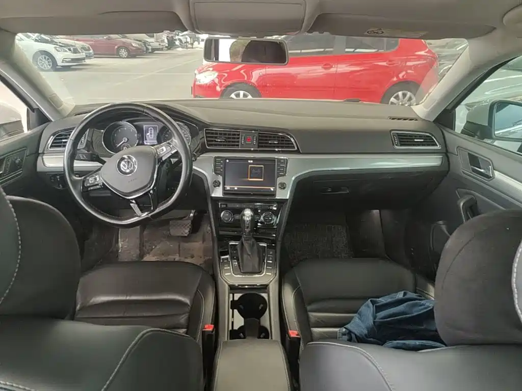 Volkswagen Lamando — миниатюра 10