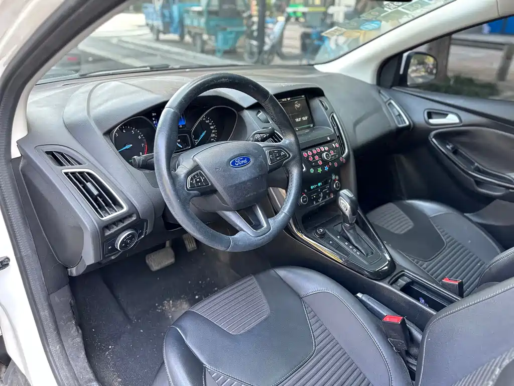 Ford Focus — миниатюра 17