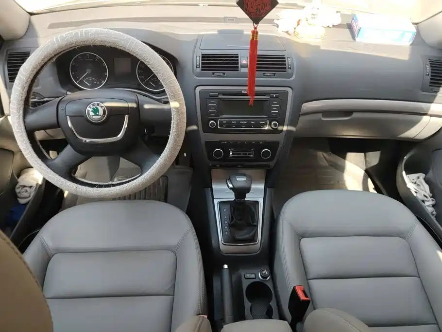 Skoda Octavia — миниатюра 12