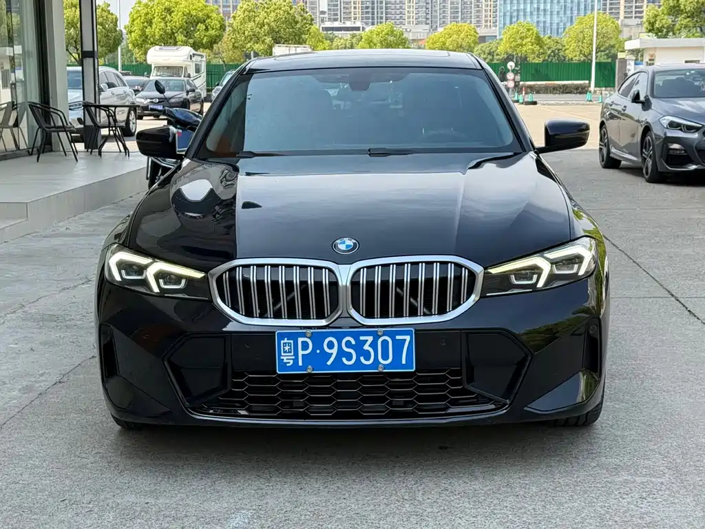 BMW 3 Series 2023