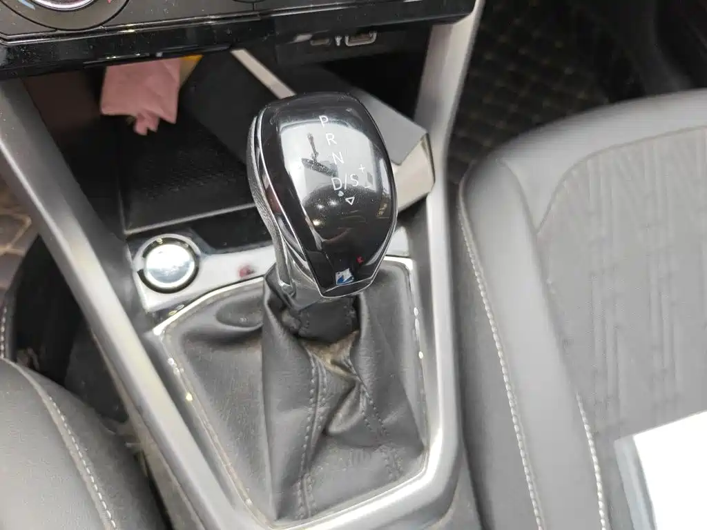 Volkswagen T-Cross — миниатюра 15