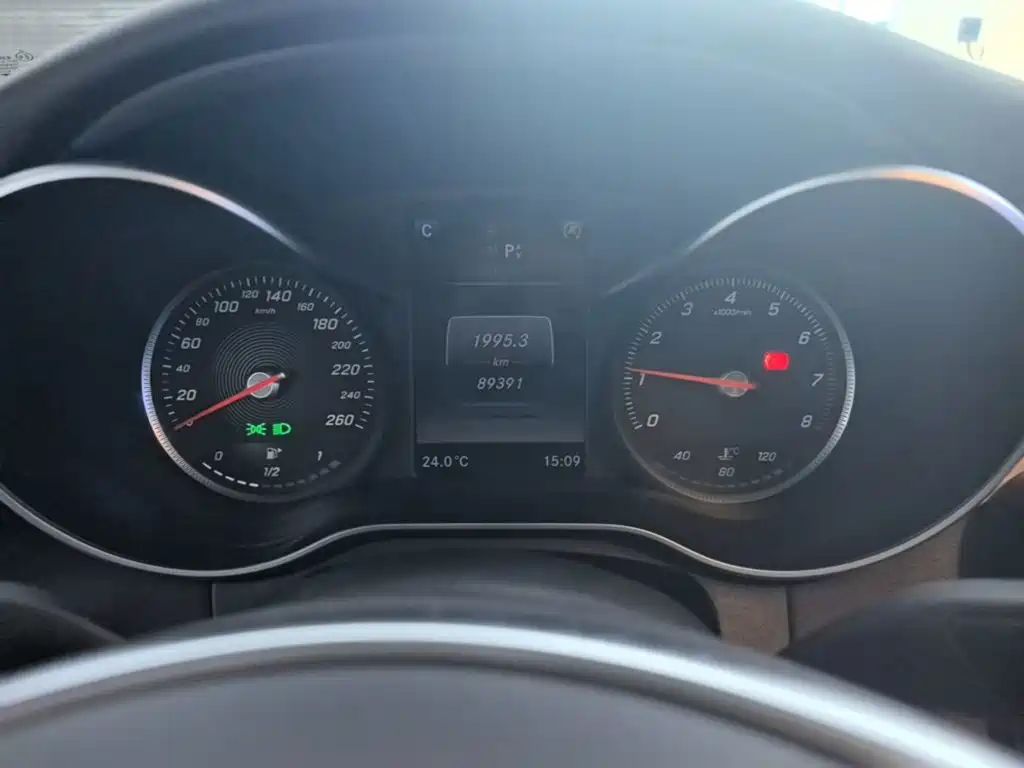 Mercedes-Benz C-Class — миниатюра 12