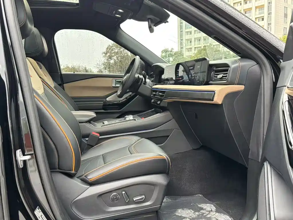 Ford Explorer — миниатюра 16