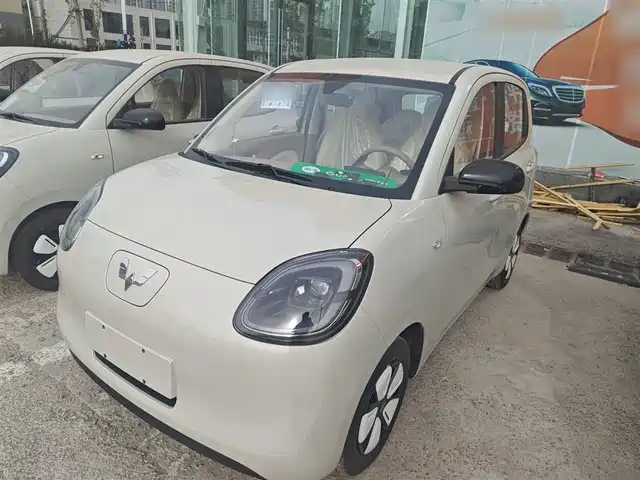 WULING AUTOMOBILE HONGGUANG MINIEV 2025