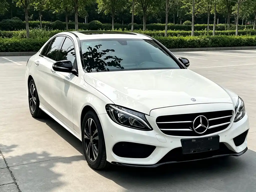 Mercedes-Benz C-Class — миниатюра 2