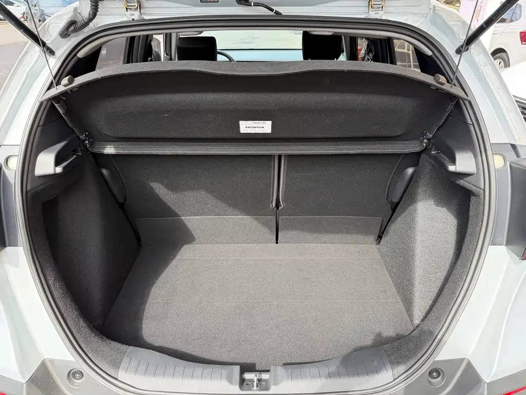 Honda Fit — миниатюра 11