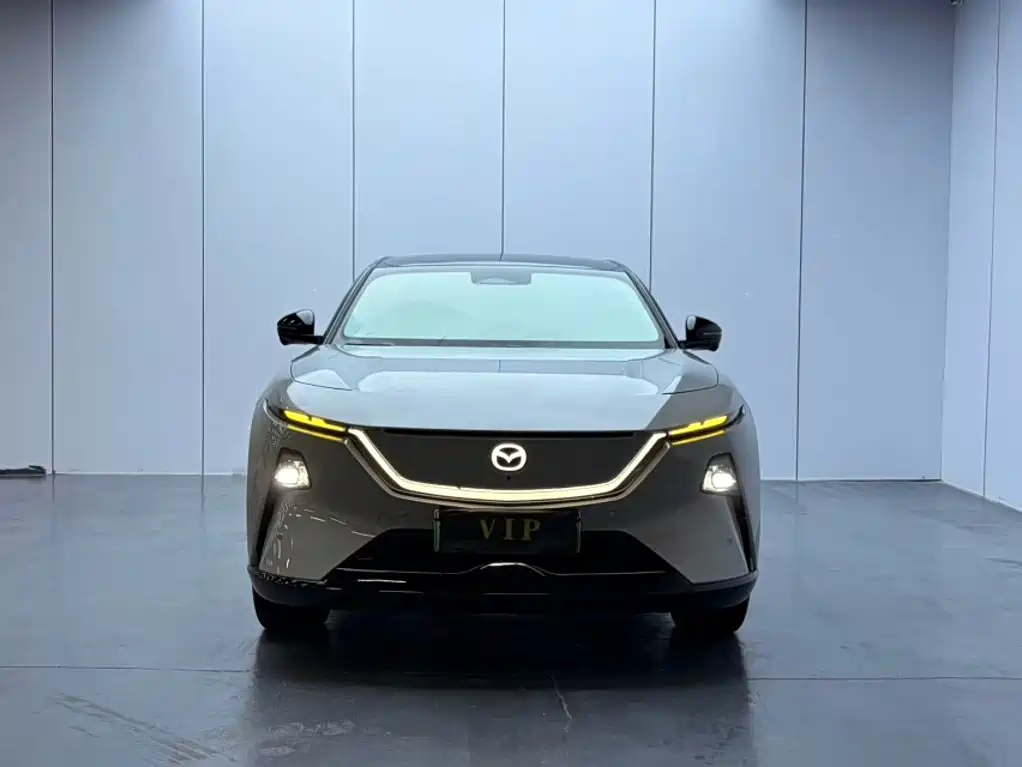 Mazda EZ-60 — миниатюра 3