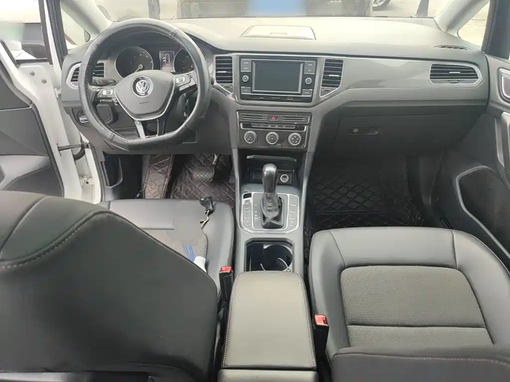 Volkswagen Golf Sportsvan — миниатюра 10